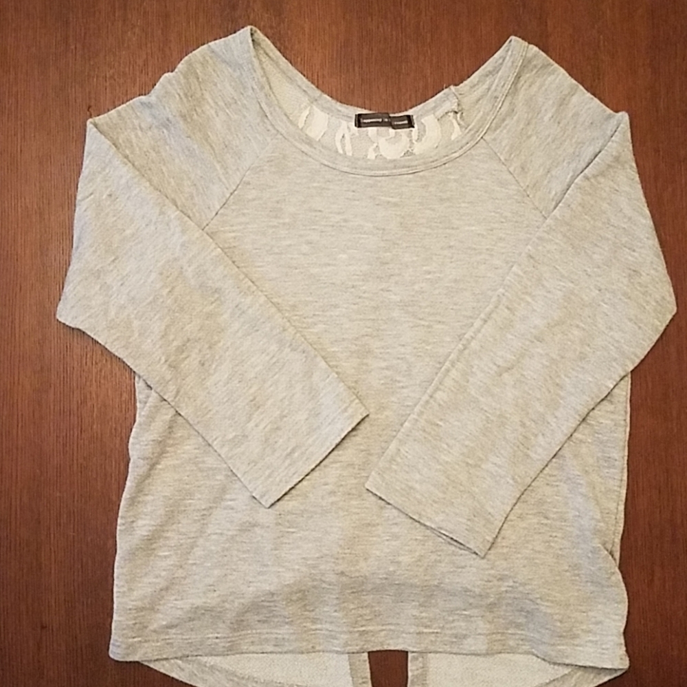 Grey sweater with open back lace